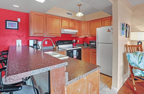 Kailua-Kona Condo | Ocean View Casa De Emdeko