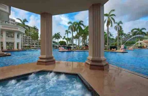 Nawiliwili Apartment | Ocean View- Marriott Kauai Beach Club 1 Bedroom Suite sleeps 4 in two rooms!