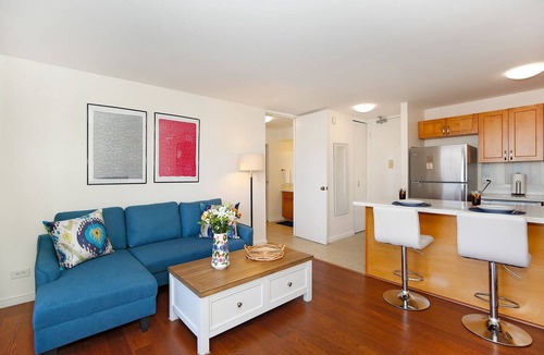 Waikiki Condo | Ocean Views from private lanai, High Floor, AC, W/D, FREE Wi-Fi and Parking!