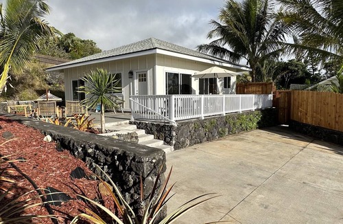 Kalaoa House | Ocean Views & Sunsets at Kona Hills.