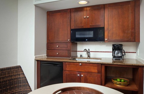 Lihue Resort | Oceanfront - 2 Bedroom - Marriott's Kauai Beach Club - Full Resort Access