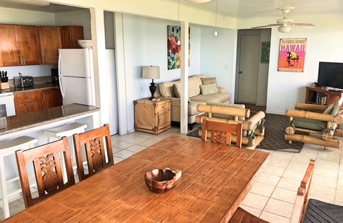 Waialee House | Oceanfront Beach House - Tropical Paradise!