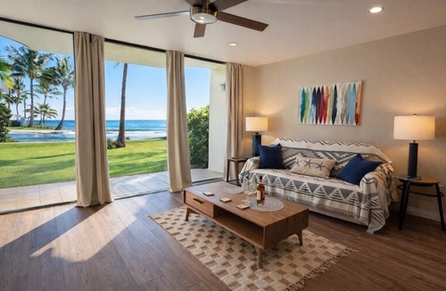 Maili Condo | Oceanfront, cozy one bedroom condo in peaceful Ma'ili Cove, Oahu