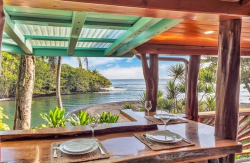 Wainaku House | Oceanfront Estate: The Honolii Hale