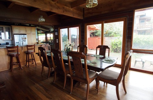 Waimanalo Beach House | Oceanfront Gem! Private 4 bdr beach home on long white sandy Waimanalo Beach.