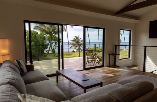 Waialee House | Oceanfront Paradise Escape on the North Shore of Oʻahu. 30-Night Minimum Stay