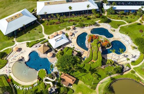 Hanamaulu Apartment | Oceanfront Paradise Room with Pool and Oceanviews