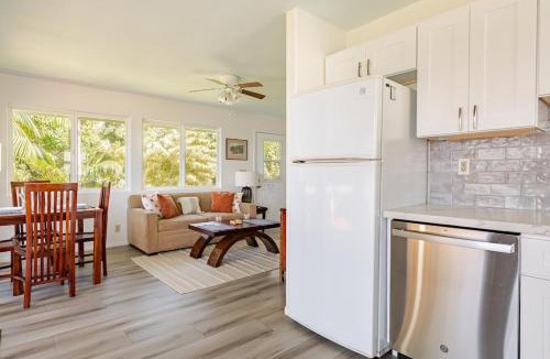 Hakalau House | Oceanfront Treehouse at Hakalau with Kitchen