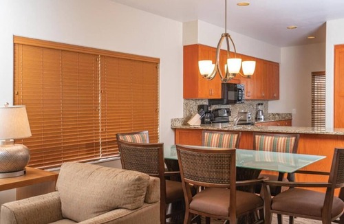 Kahaluu-Keauhou Resort | One-Bedroom Villa - Kona Coast Resort
