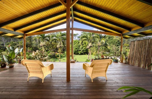 Keaau House | Open spacious Kitchen/Living Room, 800 sq ft deck, 8 blocks from the ocean