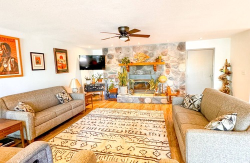 Roach House | Ozark Outing - a spectacular view of the Lake of the Ozarks