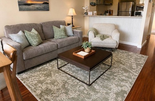 Makaha Condo | Panoramic Ocean/Mountain View Apartment