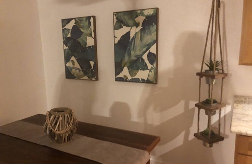 Kailua House | Peaceful & Spacious Hawaiian Ohana- Excellent Value