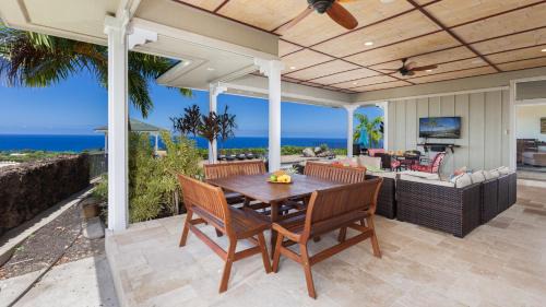 Kailua-Kona House | ❤PiH❤ PACIFIC VISTA RETREAT Luxury Retreat w Ocean Views Heated Pool