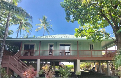 Kamuela House | Private beach front property, the perfect getaway! Enjoy our slice of paradise.