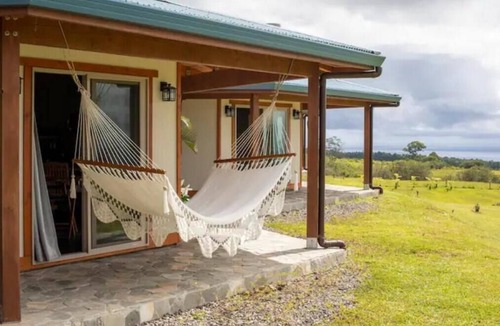 Hilo House | Private Eco Bungalow Ocean Views Stunning Sunrises