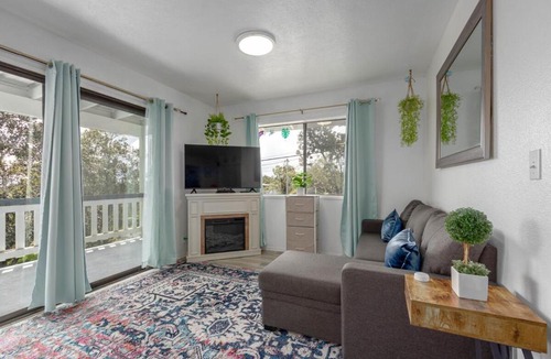 Royal Hawaiian Estates Apartment | Private Volcano Getaway - Near Kilauea & Trails