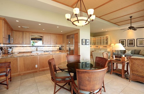 Wailea Condo | Relax in luxury at Makena Surf #C-106, a 2-bedroom ocean-view condo in beautiful Makena.