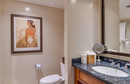 Honokowai Hotel | Seaside Luxury: Premier units w/Breathtaking Views and Kitchen. Onsite Pool!