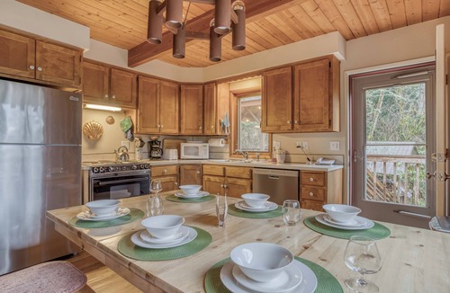 Cloverdale House | Secluded Rustic Beauty with Hot Tub in this Roomy Cabin Near Pacific City!