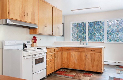 Glenwood Springs House | Spacious home in downtown Glenwood Springs
