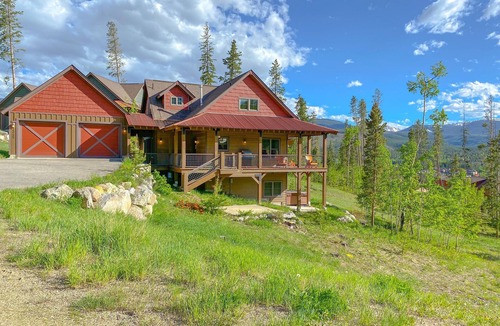 Rendezvous Cabin | Spectacular Mountain Home with Breathtaking Views