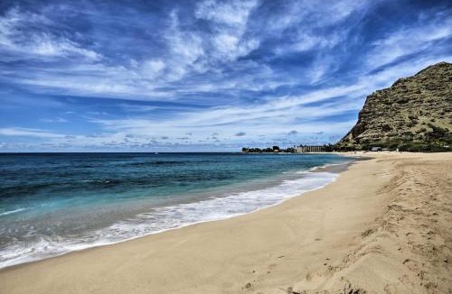 Makaha House | Stay on Waianae Coast! Ocean-View Condo w/Pools