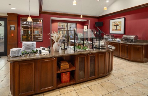 Mukilteo Hotel | Staybridge Suites Everett - Paine Field by IHG