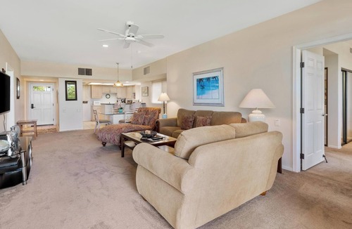 Waikoloa Village Condo | Summer Deal Golfers Paradise Condo with Fairway and Ocean Views