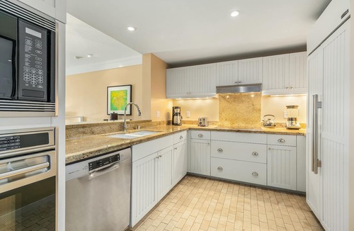 Kahuku Villa | SUMMER REDUCED! Villa 315 Ocean views every bedroom!