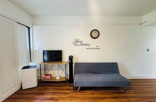 Hilo Apartment | Sunshine Rentals is located in Hilo—quiet, comfortable, and cozy!
