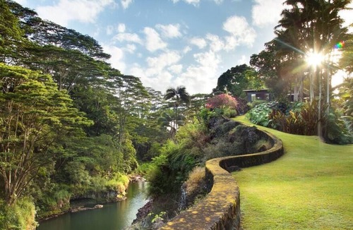 Hilo House | The Falls at Reed's Island