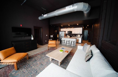 Lancaster Apartment | The Shumaker | Unit 109 | Stylish Lancaster Apt