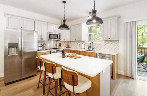 Massanutten House | Top Shenandoah Stay | 4BR w/2 King Suites | Private | Easy Drive | Newly Built