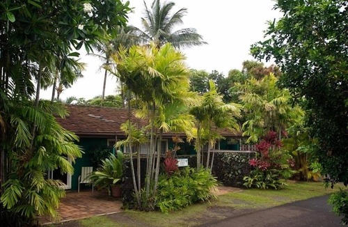 Poipu Cottage | Tropical Cottage in Poipu Beach!