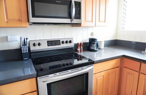 Hilo Apartment | Tropical Hilo Retreat, 2-Bed Heart of Hilo