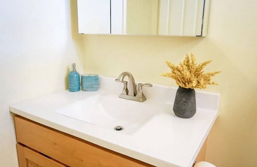 Hilo Apartment | Tropical Hilo Retreat, 2-Bed Heart of Hilo