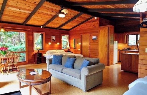 Volcano Cabin | Two peaceful cabins in marvelous Volcano, Hawaii for a relaxing stay.