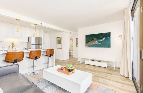 Waikiki Condo | Unforgettable Waikiki Getaway/Ocean & Diamond Head Views