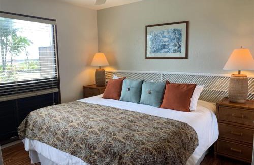 Punaluu House | Unit 11 Beautiful Ocean View