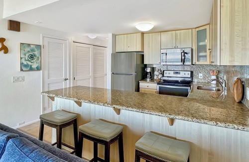 Kapaa Apartment | Updated Beachfront Condo! Walk to Old Town Kapa'a
