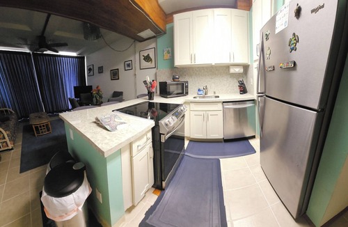 Makaha Condo | Vacation In Paradise in Makaha Area with free parking
