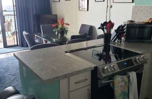Makaha Condo | Vacation In Paradise in Makaha Area with free parking