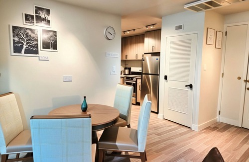 Pico-Union Apartment | Vibrant 3BR Apart-Hotel Spacious Comfort in Central Los Angeles