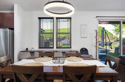 Makaha Valley House | 🏄‍♀️ Villa Aloha · 4 Bedrooms, Pool, spa, Sleeps 12 Oahu Top New Home 🏝️