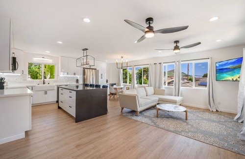 Diamond Head - Kapahulu - St. Louis House | Waikiki and Diamond Head Views with Stunning 5Bed/4Bath
