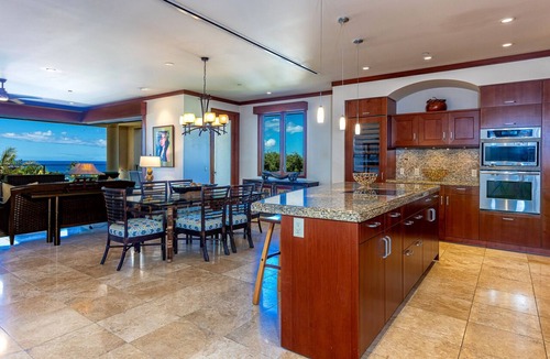 Wailea Villa | Wailea Beach penthouse w/ocean views and lanai