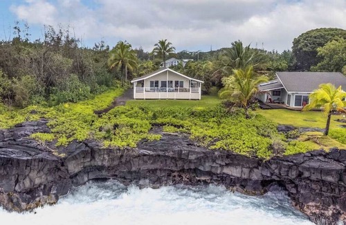 Keaau House | Wake to Sunrises at a Poipu Oceanfront Cliff Oasis