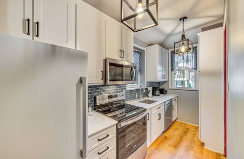 Salunga House | Walk to Creek: Mount Joy Home Near Nook Sports