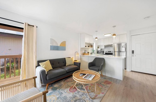 Nawiliwili Condo | Walk to Kalapaki Beach, 3 lanais, full AC